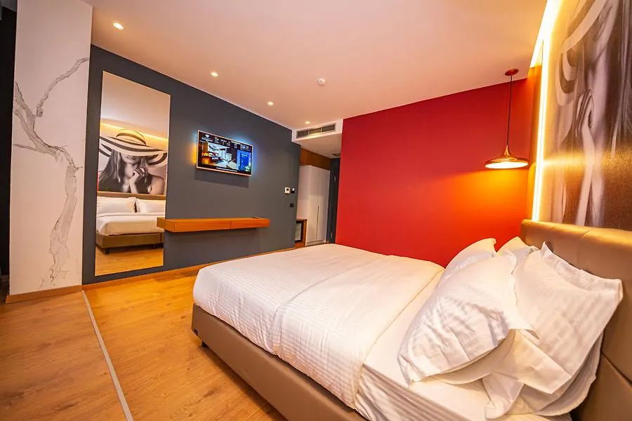 Black Diamond Hotel Tirana