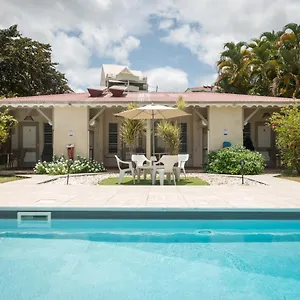 https://hotel-les-bananiers.comcaribbean.com