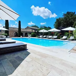 https://domaine-de-la-citerne.fr-provencehotel.com