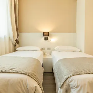 https://la-dolce-vita-hotel.fr-provencehotel.com